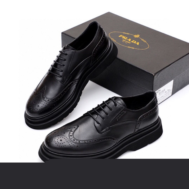 Pra*a leather shoes